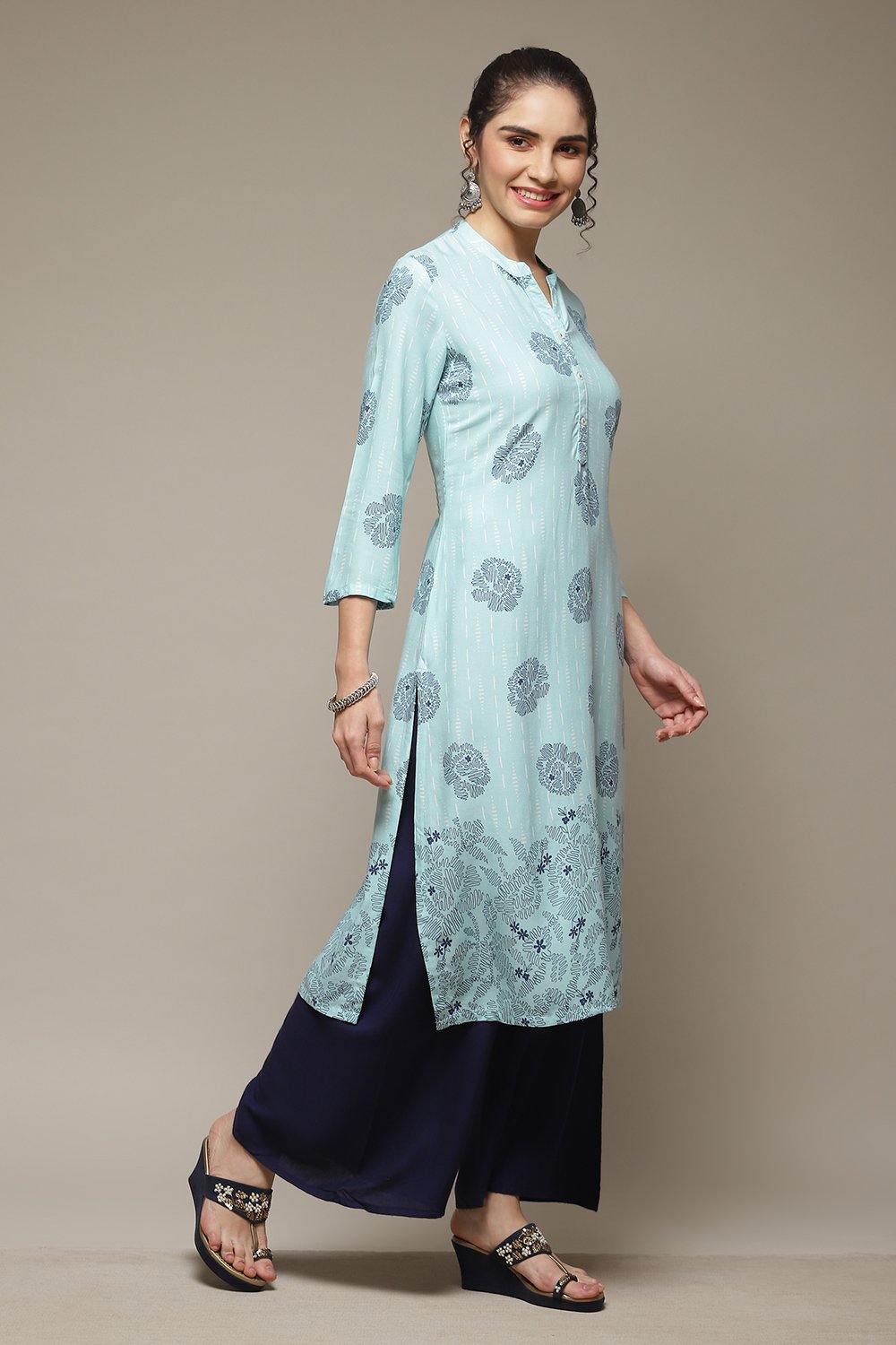 Grey LIVA Straight Kurta image number 5